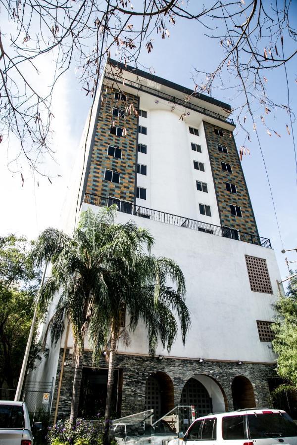 Booking Dioh Monterrey Luaran gambar