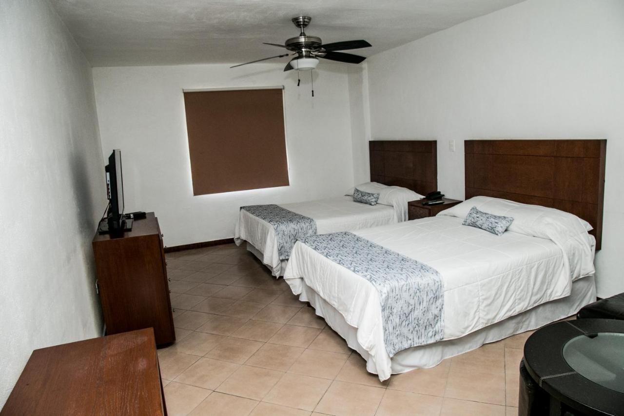 Booking Dioh Monterrey Luaran gambar