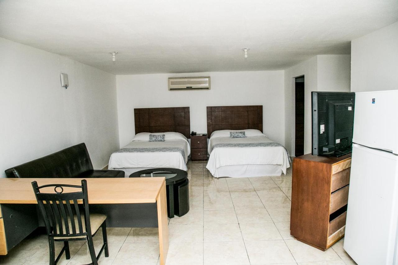Booking Dioh Monterrey Luaran gambar