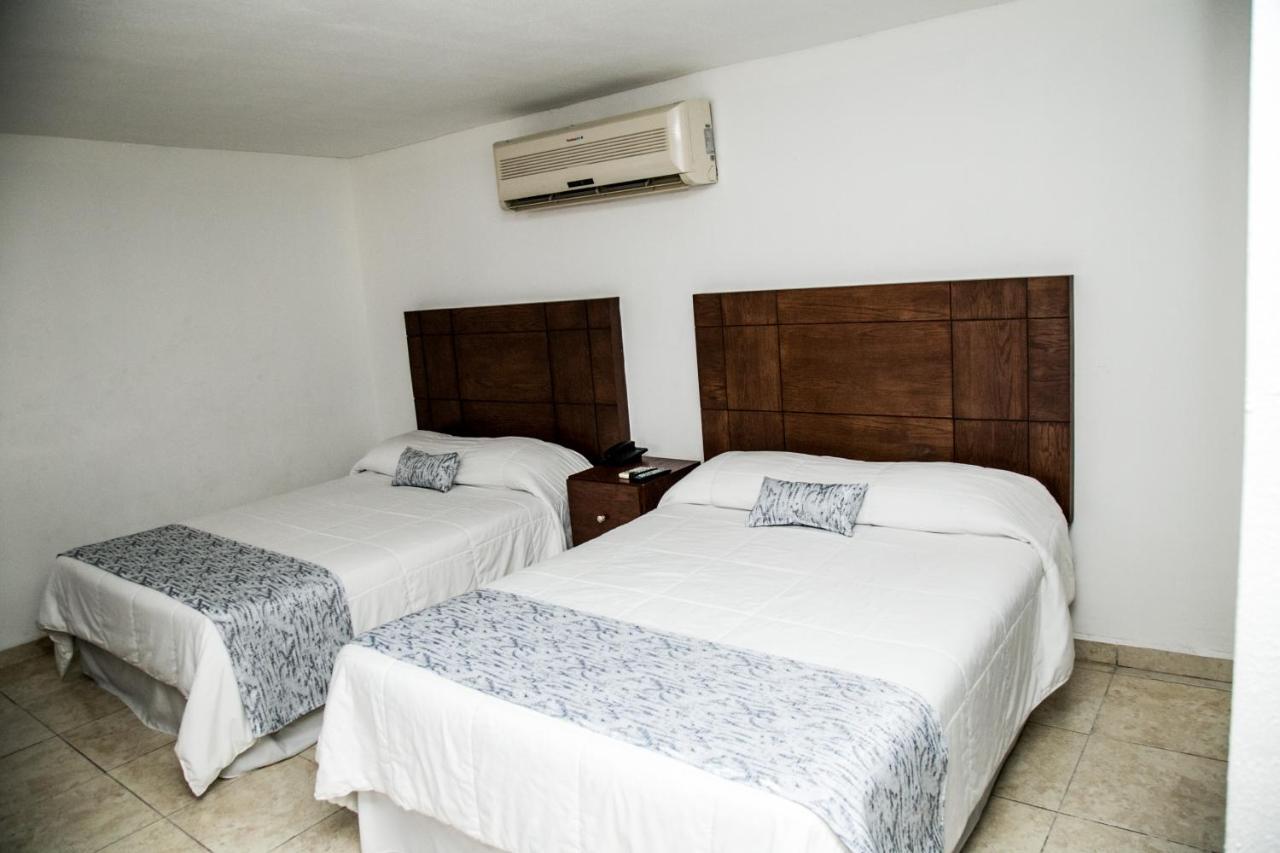 Booking Dioh Monterrey Luaran gambar