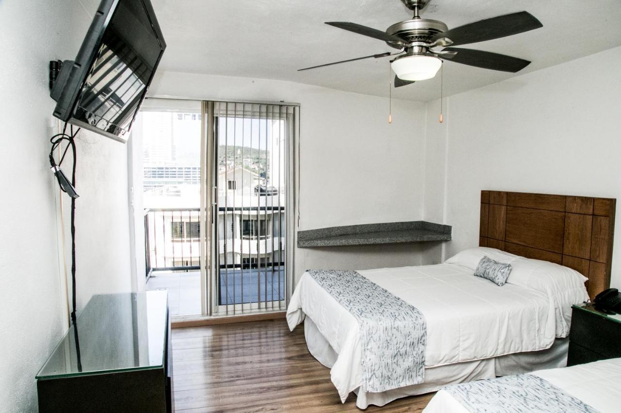 Booking Dioh Monterrey Luaran gambar