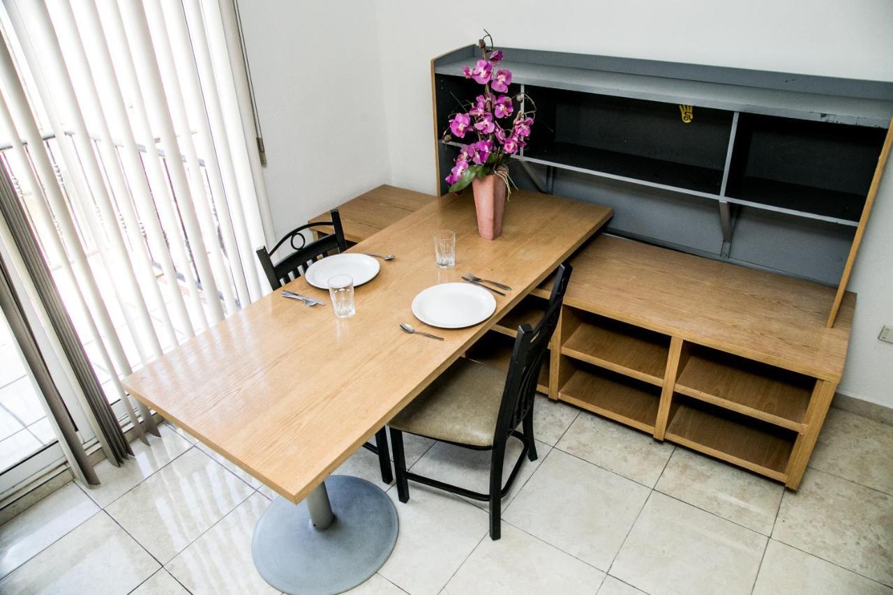 Booking Dioh Monterrey Luaran gambar